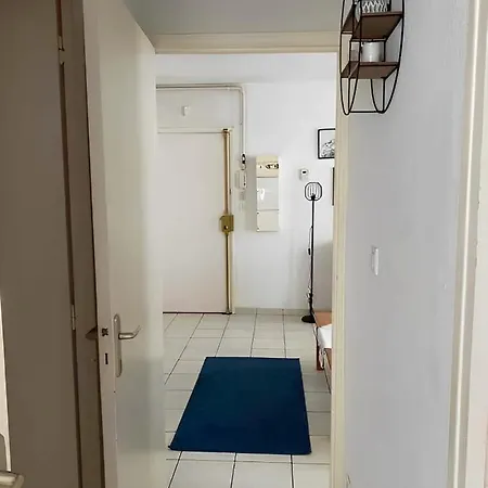 Un Moment De Detente Au Coeur De *